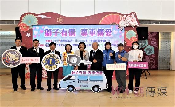獅子有愛捐物資專車贈家扶 提供愛心服務即配送溫情