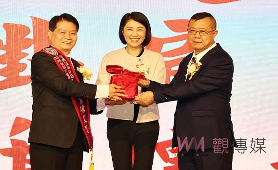 台灣區南投同鄉會第八屆總會長陳甲乙就任 許縣長監交