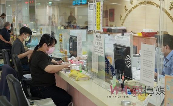護照申辦激增為免久候 嘉義市府與外交部雲嘉南辦事處推動優化服務