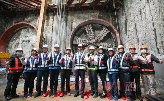 桃園捷運綠線GC03標 首台潛盾機穿越國道下方抵G12站