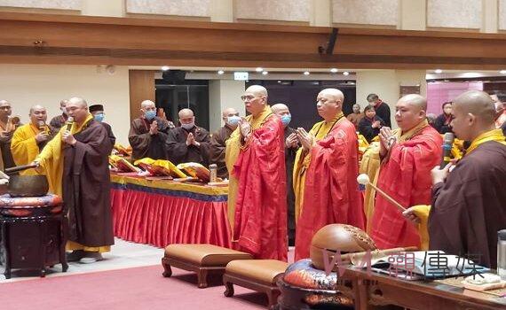 中壢圓光禪寺啟建水陸法會 新加坡三師主法莊嚴佛事