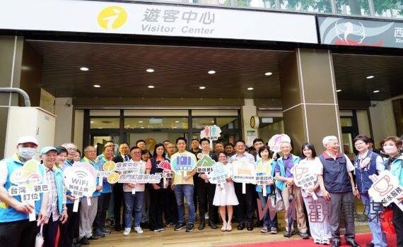 北市西門町遊客中心開幕 蔣萬安變身服務員接待遊客