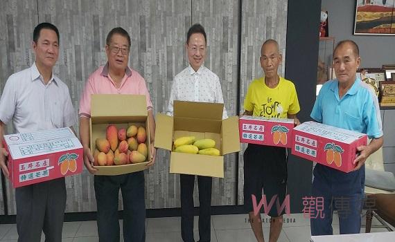 暖心企業家自掏腰包補貼 2天幫芒果小農賣出200箱