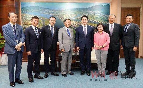 日本前首相麻生太郎訪團拜會北市府 推動城市交流