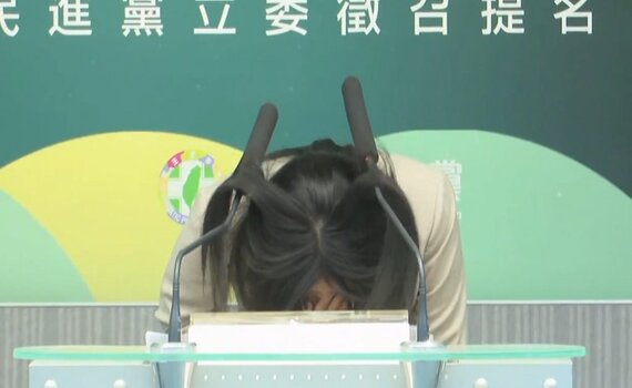 原來…,沒品的「叉腰罵街」,只在為「百億雲豹」護食!