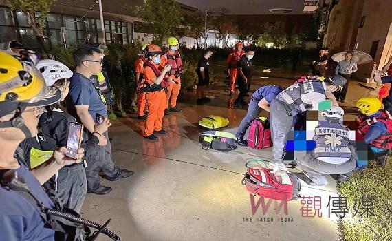 快訊/高雄鼓山漁市場1男子跳海 警消、民搜隊到場救援