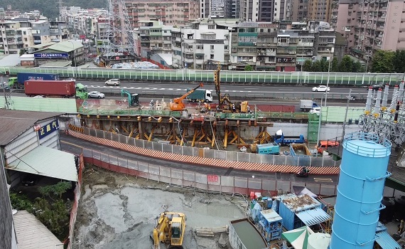 汐止新社后橋園道段管冪工法穿越國道 台中市政府來取經