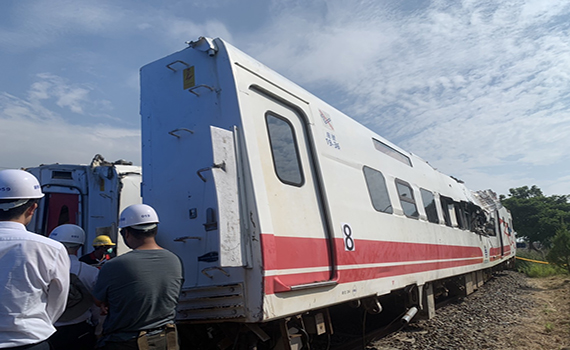 普悠瑪事故列車車廂發現細小碎骨及牙齒 是否為人類檢體待確認