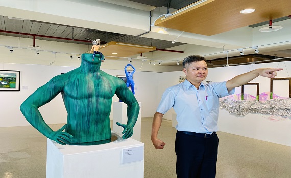 新北國際藝術村喜迎10周年　紙刺繡、巨雕塑展現淡水藝術能量 