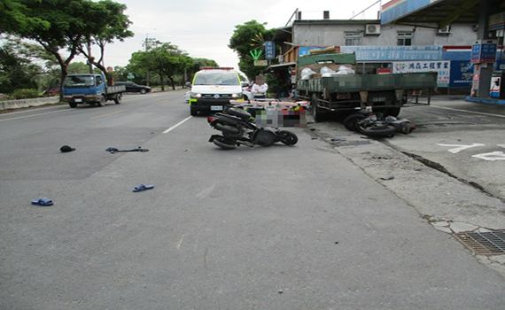 又是機車死亡車禍 老翁未戴安全帽發生事故送醫不治