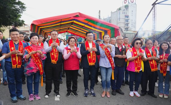 中投「兄弟宮」續17年會香遶境     祈求國泰民安