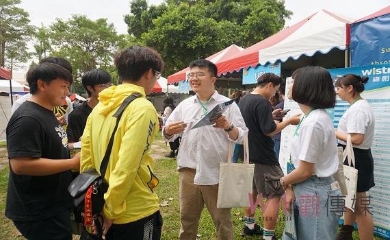 校園徵才博覽會70K高薪搶「青」劫「才」  百企前進虎科大招3800名生力軍  