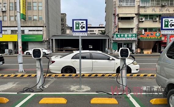 嘉市府籲民眾配合使用電動汽車充電樁及專用停車位