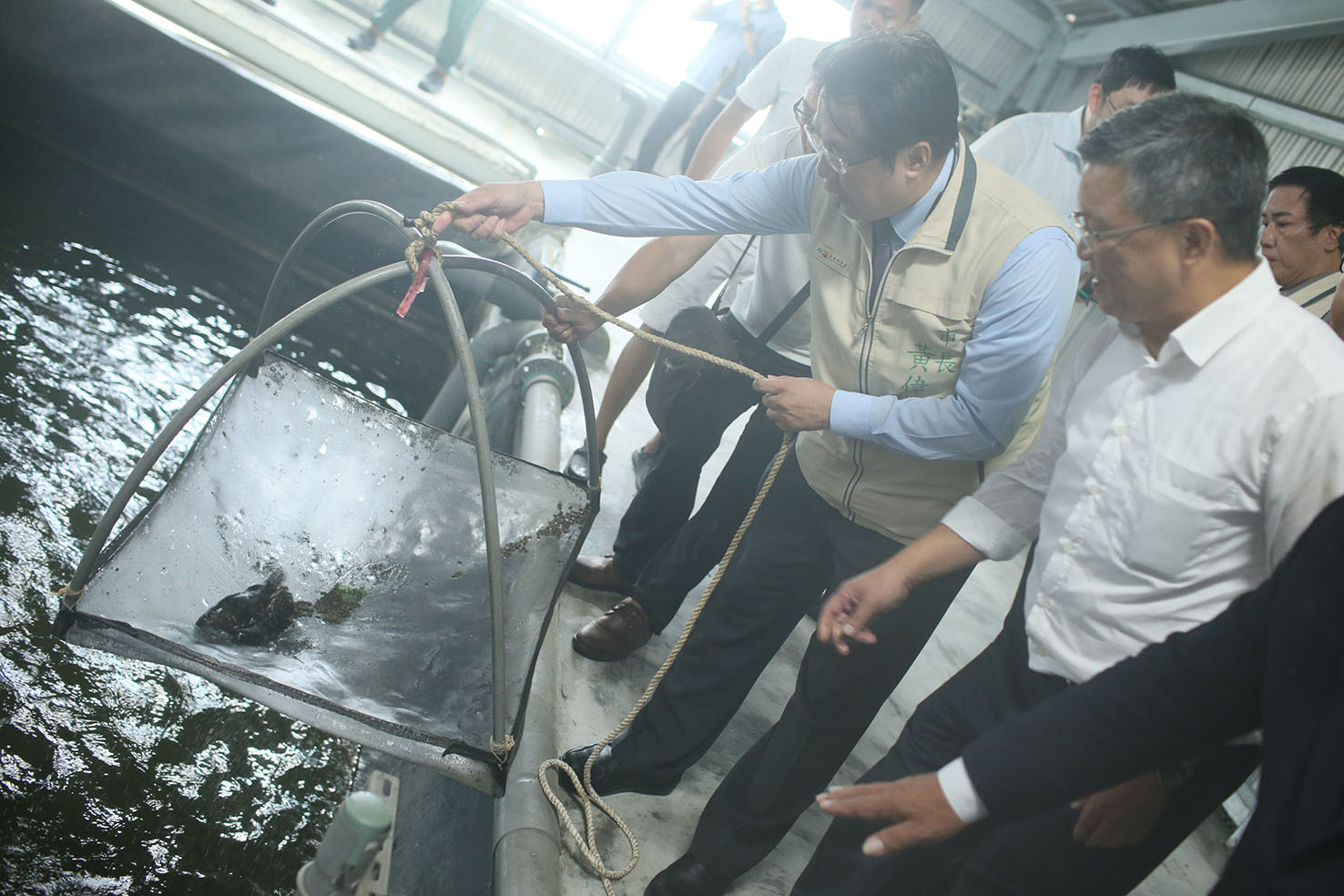智慧漁電共生示範基地　AI共創「漁電雙贏」 - https://www.watchmedia01.com