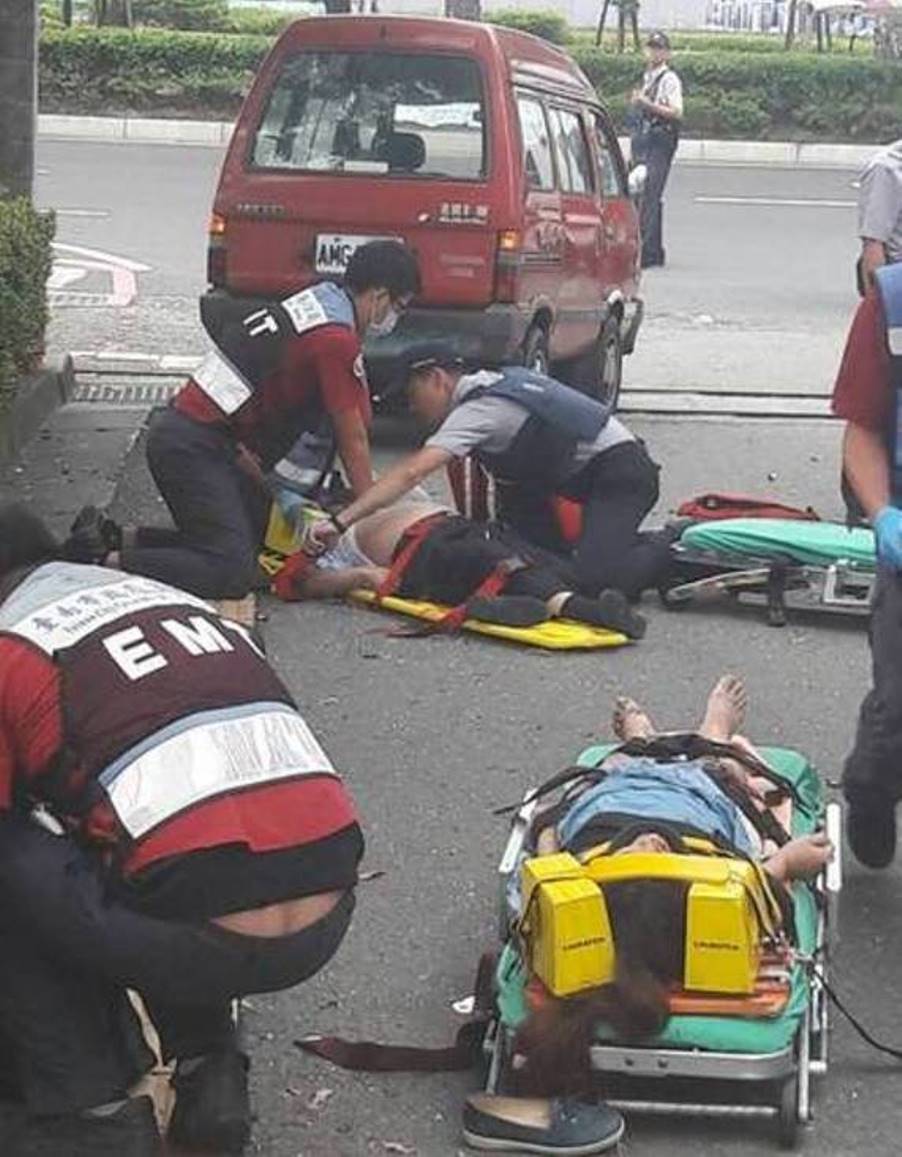 法院前撞死妻子洪當興免死　法官：符合自首要件 - https://www.watchmedia01.com