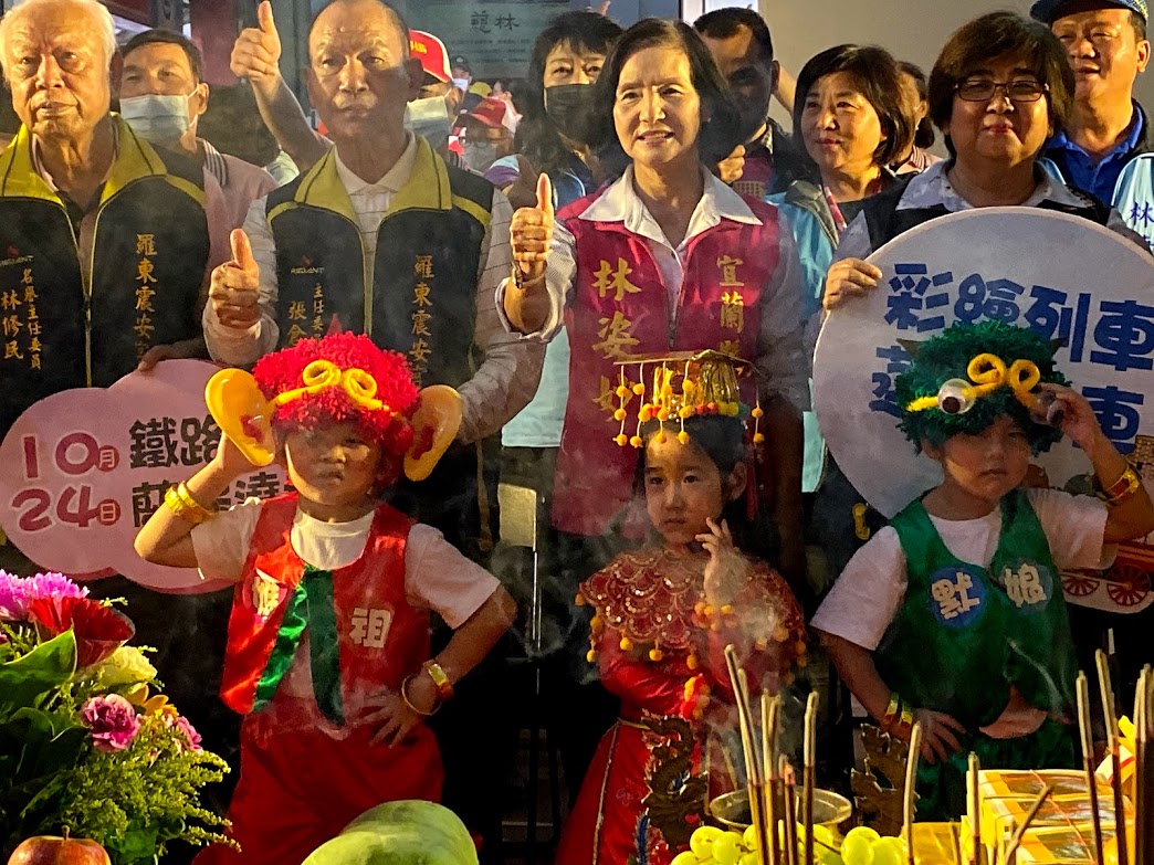 媽祖文化節迎神接駕　萌娃扮媽祖與兩隨扈成另類「嬌」點 - https://www.watchmedia01.com