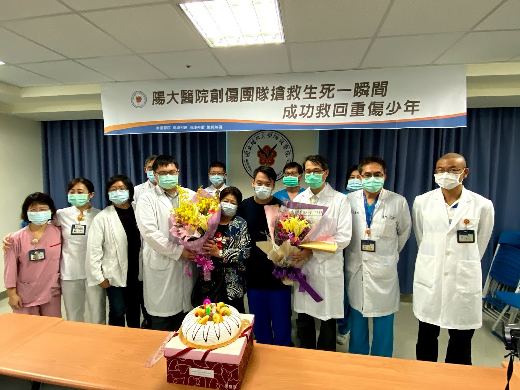 與死神拔河搶救重大車禍少年　陽大附醫團隊贏了 - https://www.watchmedia01.com