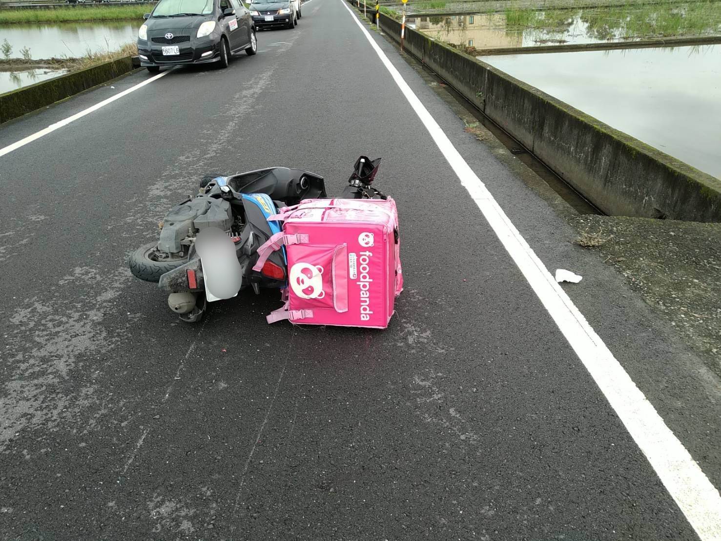 擦撞外送員逃逸　警方調閱監視器追肇事車輛 - https://www.watchmedia01.com
