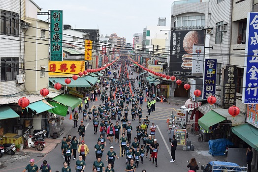 北港媽祖盃馬拉松萬人起跑 增設九千大型紅包抽獎牆 - https://www.watchmedia01.com