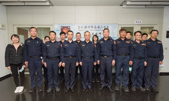 陳家欽雲林慰因公死亡員警家屬　並頒破案獎金及與基層座談 - https://www.watchmedia01.com
