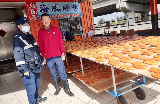 烏魚盛產宵小覬覦欲動　「護烏金」北港警加強巡邏 - https://www.watchmedia01.com