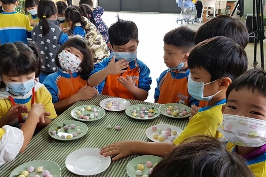 農場體驗食農教育 幼兒搓五色湯圓 - https://www.watchmedia01.com