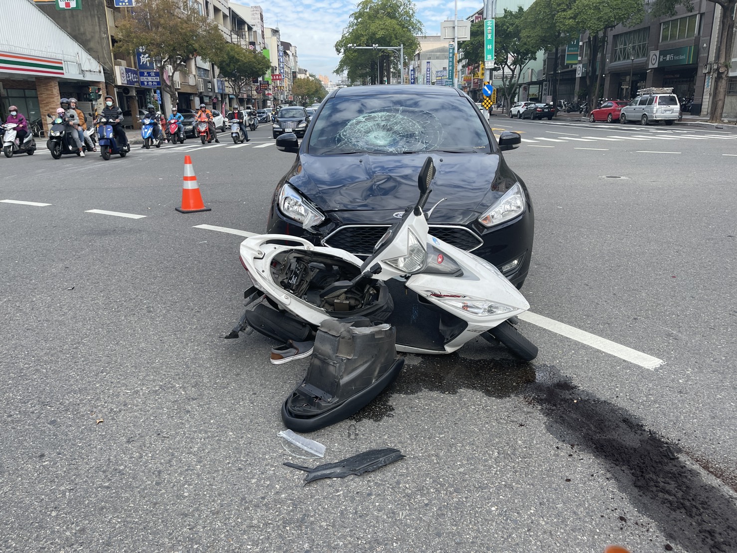 台南又傳死亡車禍　七旬翁左轉遭撞飛傷重不治 - https://www.watchmedia01.com