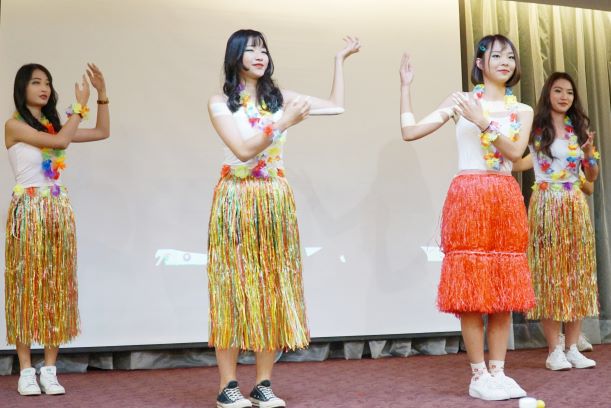 觀光show文化　大學生發揮課堂所學介紹異國文化特色 - https://www.watchmedia01.com