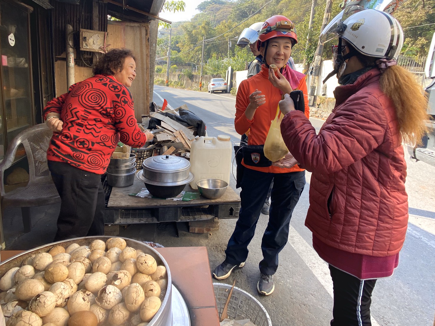 影／７小時柴火熬煮《獨家美食》　饕客誇：就是這個味　 - https://www.watchmedia01.com