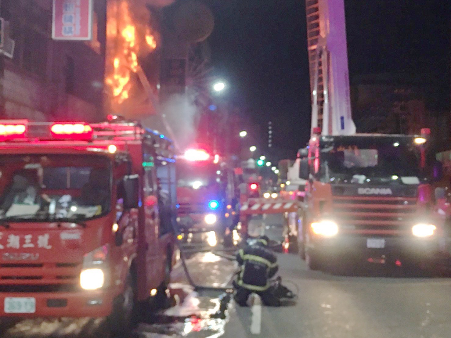 最新／無情火釀３死　陳其邁探視傷者 　街訪讚：高市府「救援行動力」揪甘心 - https://www.watchmedia01.com