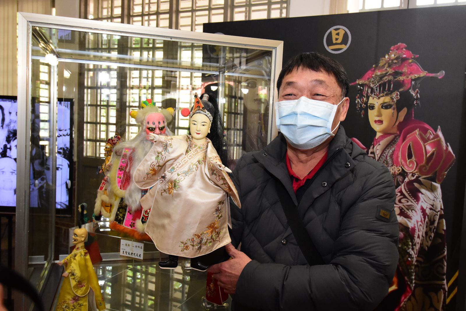 影／「偶」遇一甲子　徐柄垣雕刻刀下雲州大儒俠史艷文 - https://www.watchmedia01.com