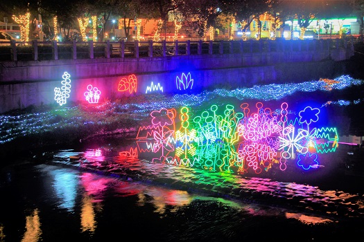 屏東綵燈節繁花盛艷22日晚點亮萬年溪畔 - https://www.watchmedia01.com