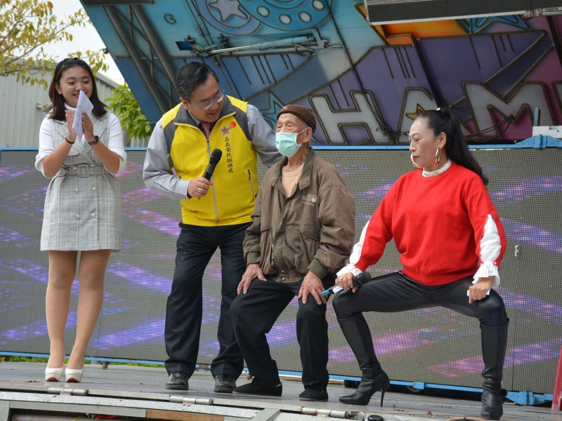嘉義榮服處給長輩歲末祝福　善心人士熱情捐輸 - https://www.watchmedia01.com