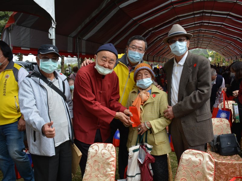 嘉義榮服處給長輩歲末祝福　善心人士熱情捐輸 - https://www.watchmedia01.com