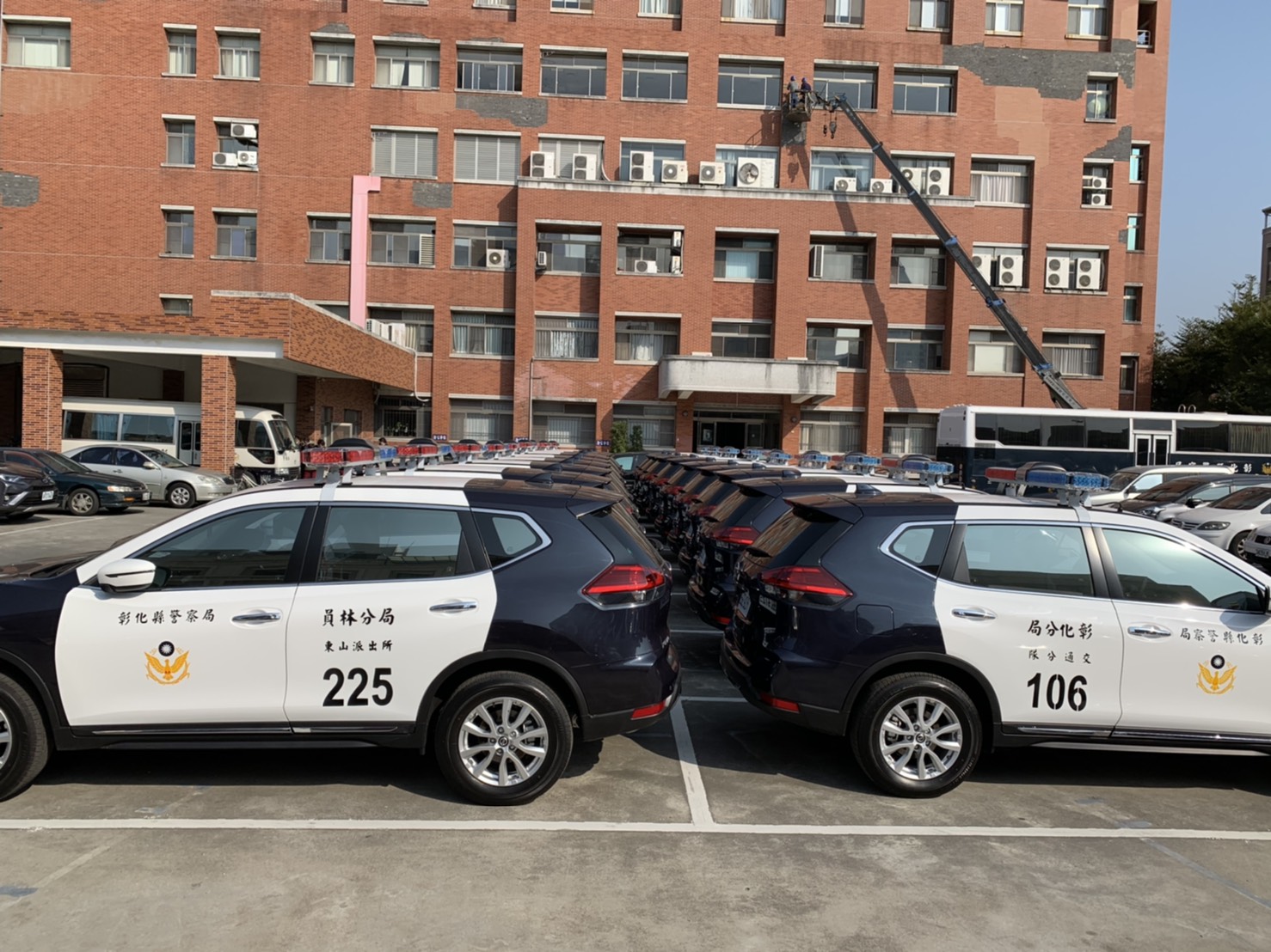 影／彰化縣警局採購嶄新警車65輛　員警票選5種廠牌款式 - https://www.watchmedia01.com