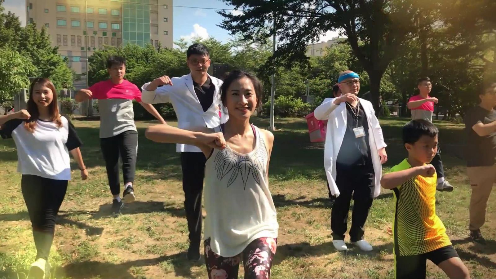影／退化性關節炎不要忍　早日處理享受快意生活 - https://www.watchmedia01.com