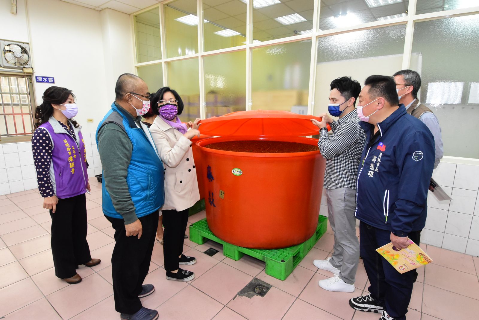 影／鹹酸甜風味　王惠美參訪果乾王隱形冠軍泰泉食品　 - https://www.watchmedia01.com