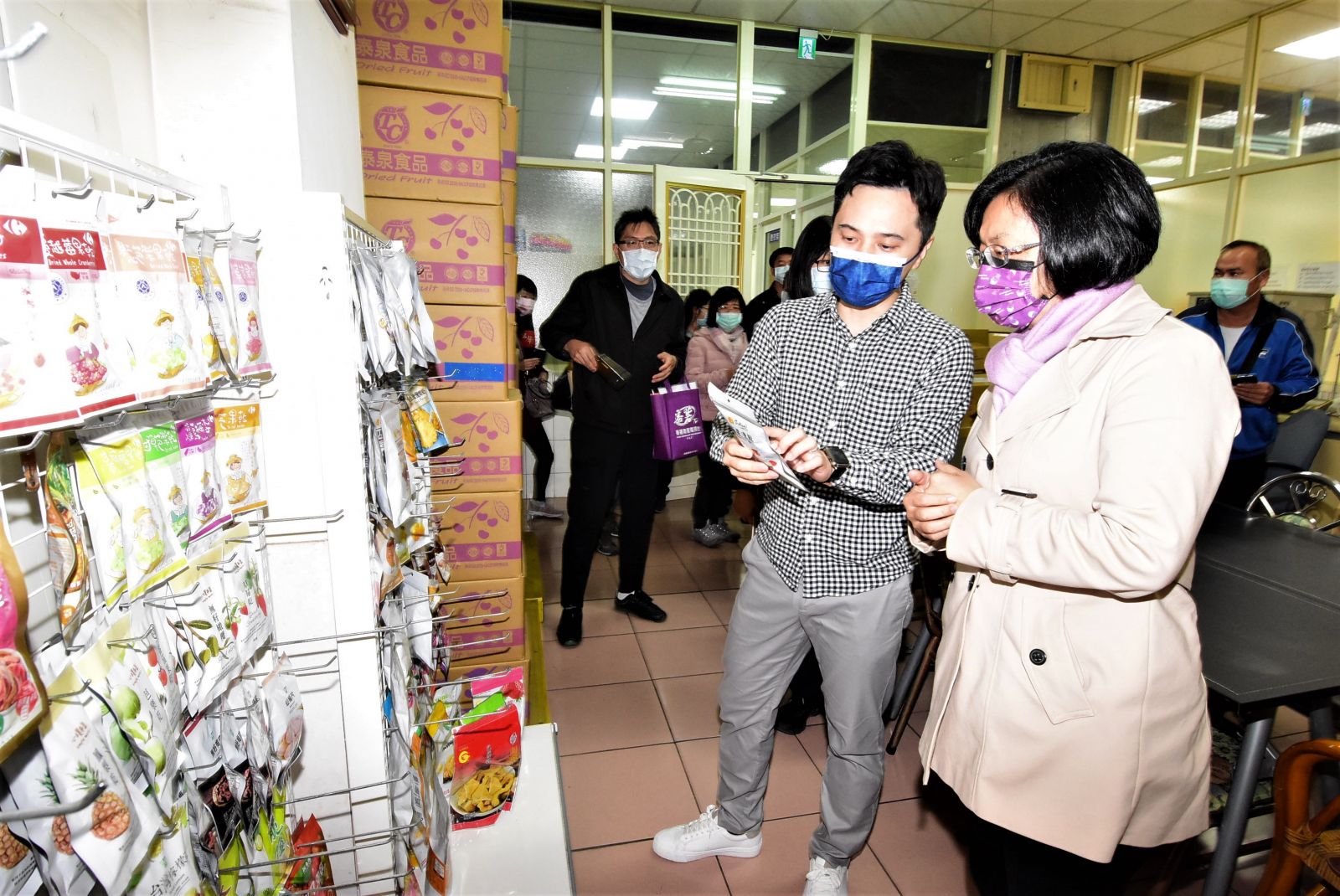 影／鹹酸甜風味　王惠美參訪果乾王隱形冠軍泰泉食品　 - https://www.watchmedia01.com