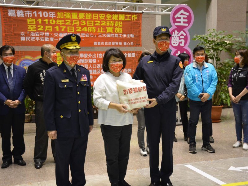 感謝勤務人員犧牲假期　黃敏惠市長率隊慰勉 - https://www.watchmedia01.com