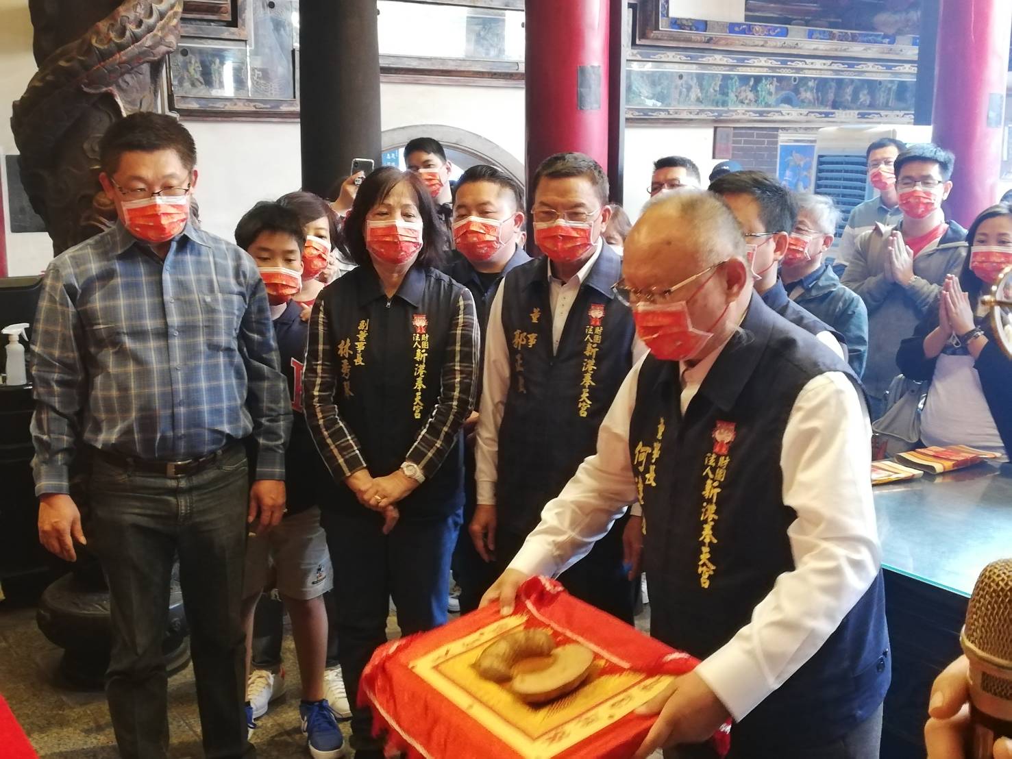 新港奉天宮國運籤 中上籤預卜疫情趨穩 - https://www.watchmedia01.com