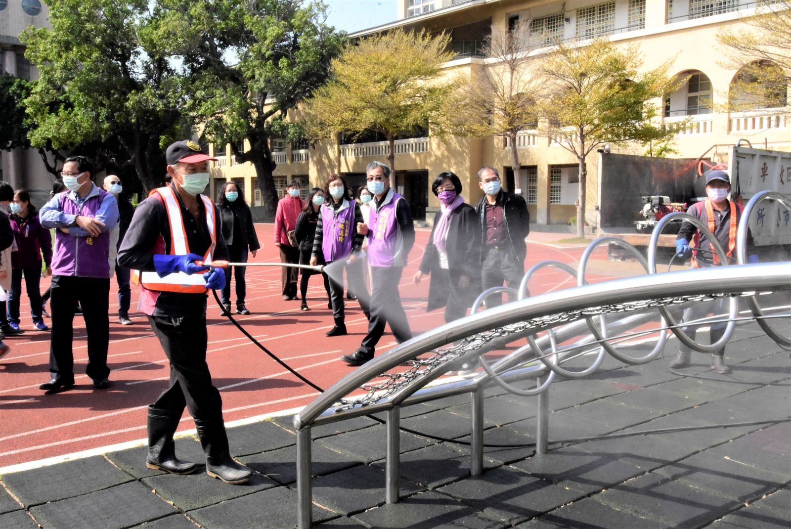 開學前夕　彰化322所校園消毒全面消毒 - https://www.watchmedia01.com