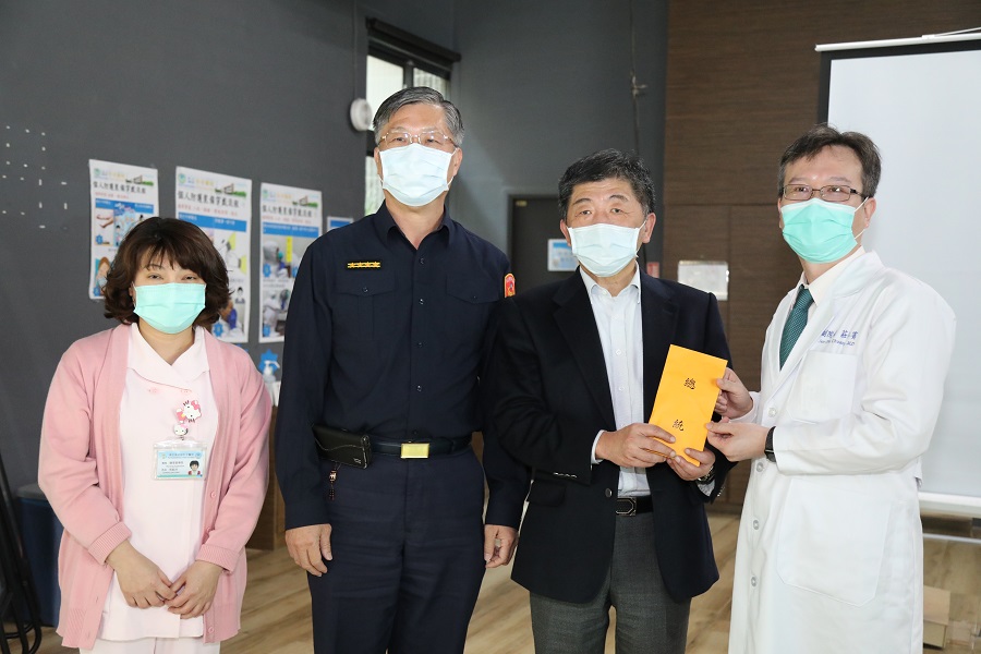 陳時中到嘉義慰問防疫團隊　讚「這就是台灣人精神」 - https://www.watchmedia01.com