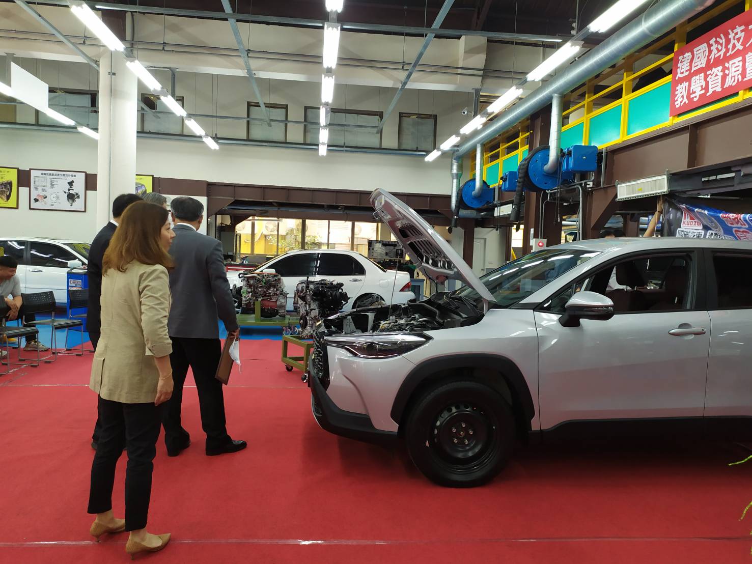 影／國瑞汽車捐贈百萬新車　建國科大機械工程系師生添實力 - https://www.watchmedia01.com