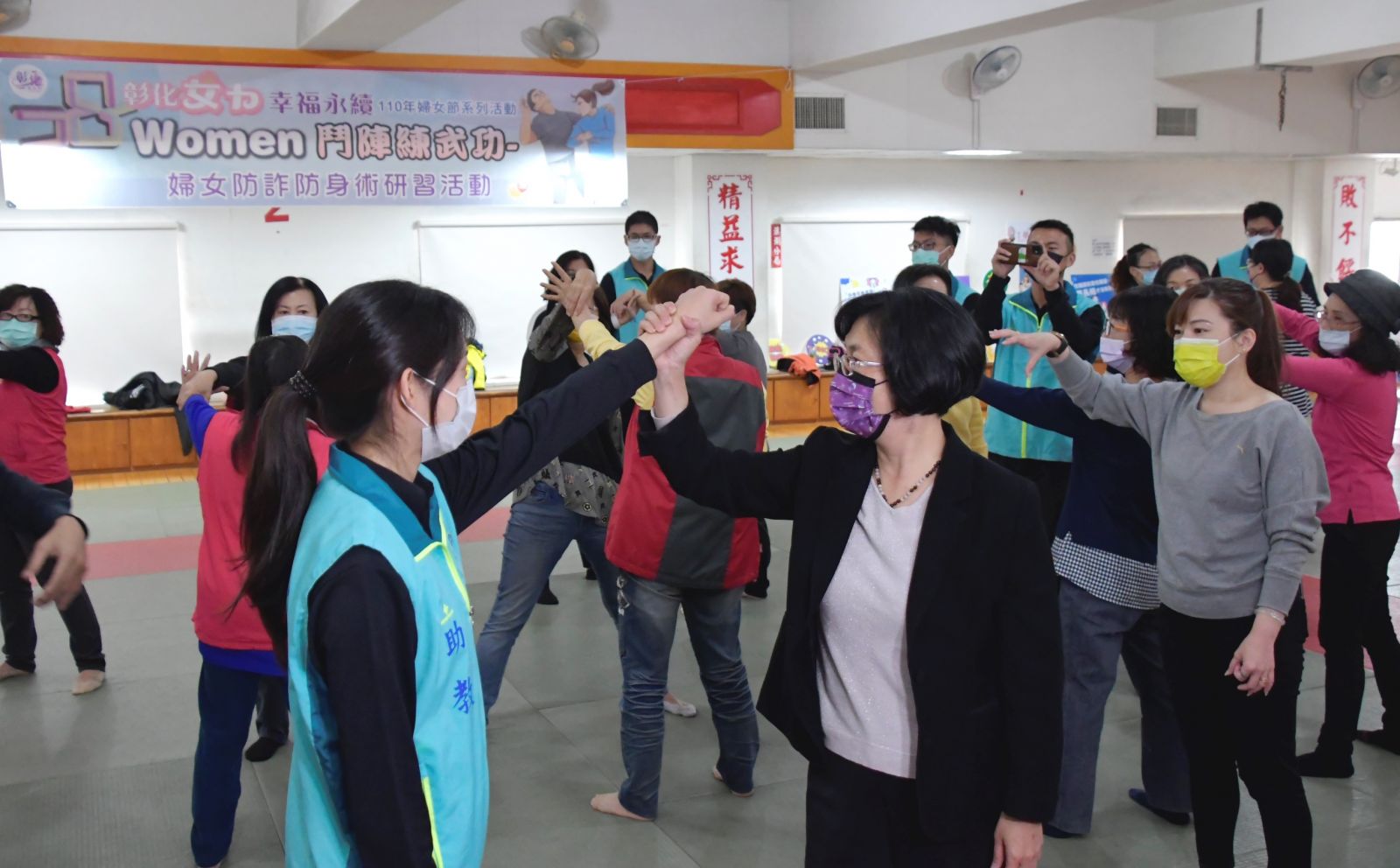 影／鬥陣學防身術　王惠美輕鬆反制及甩脫霹靂女嬌娃 - https://www.watchmedia01.com