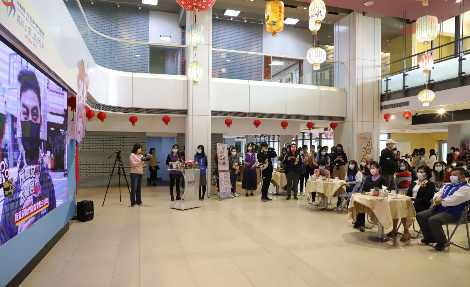 婦女節張麗善向同仁祝福　願全天下女性幸福快樂 - https://www.watchmedia01.com