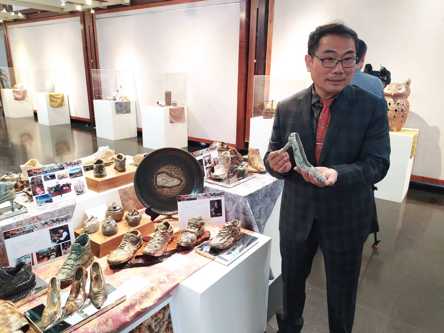 影／陶藝新美學　彰化縣陶藝學會員聯展藝術館展出 - https://www.watchmedia01.com