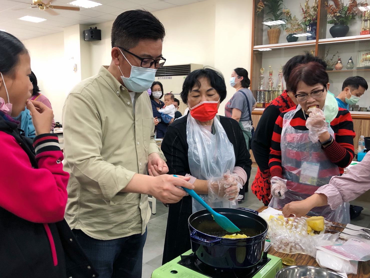 「護國神山護農民」 鄭宏輝手作教室推廣鳳梨果醬好食光 - https://www.watchmedia01.com
