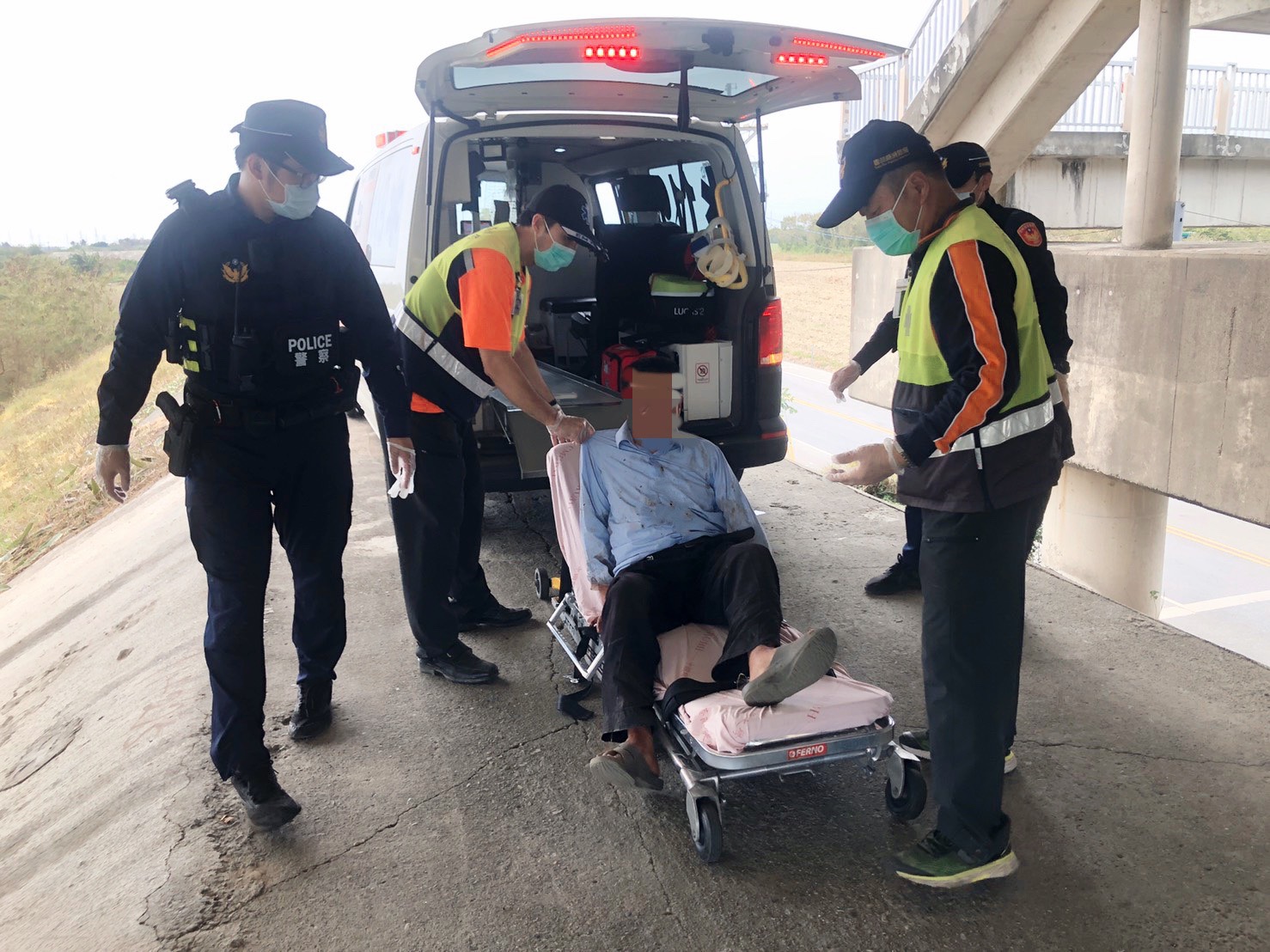 憂鬱男仰藥被救回　北港警籲尊重生命勿留遺憾 - https://www.watchmedia01.com