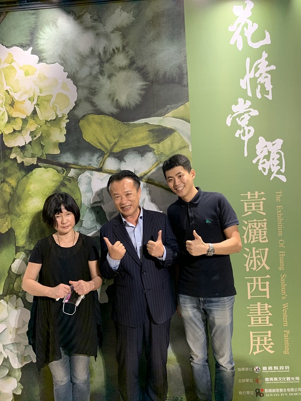 畫家黃灑淑「花情常韻」辦個展　精湛畫作賞者直呼療癒 - https://www.watchmedia01.com