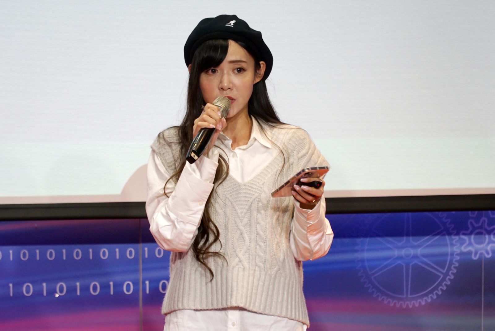 影／王雅婷分享網紅經驗　與粉絲談情說愛 - https://www.watchmedia01.com